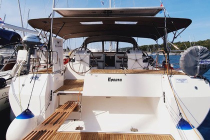 Hyra båt Segelbåt Bavaria Bavaria C50 Style - 4 + 1 cab. Pula