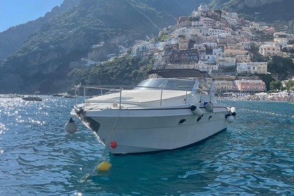 Miete Motorboot Mochi Craft Dominator Castellammare di Stabia