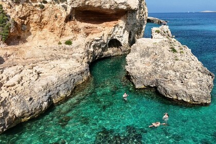 2, 3 or 4-Hour Blue Lagoon Private Boat Adventure