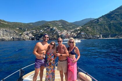 Sunset Tour of Portovenere and Three Islands with Aperitif