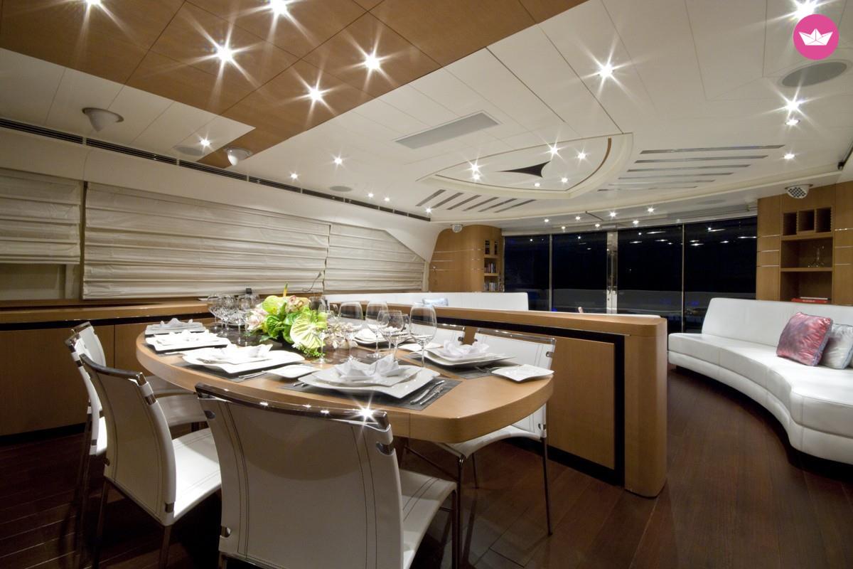 Yacht PERSHING 115 8000cv 8