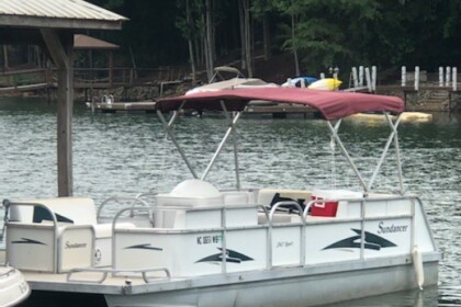 Charter Motorboat Sundancer 24' Pontoon Lake Norman