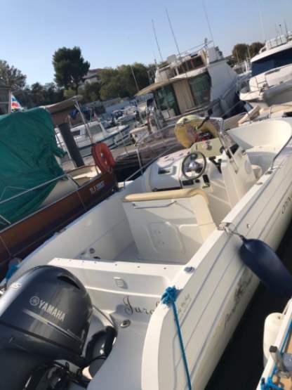 Charter Motorboat Pacific Craft Open 625 Martigues