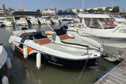 Charter Motorboat Beneteau Flyer 6.6 Le Château-d'Oléron