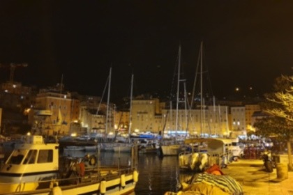 Tuscany sailboat housing & cruising