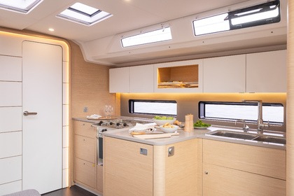 Miete Segelboot  Sunsail 41.3 Marina