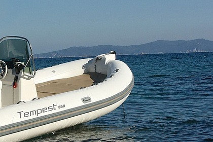 Rental RIB Capelli Capelli Tempest 650 Antibes