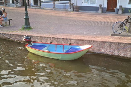 Verhuur Motorboot Schippersvlet Klassieke stalen schippersvlet Leiden