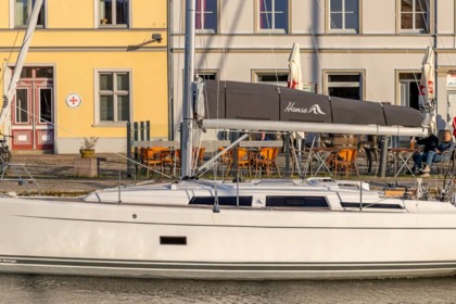 Rental Sailboat Hanse Yachts Hanse 348 - 2 cab. Marseille