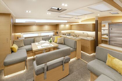 Verhuur Zeilboot Dufour Yachts Dufour 530 Smart Electric 6 + 1 cab. Palma de Mallorca