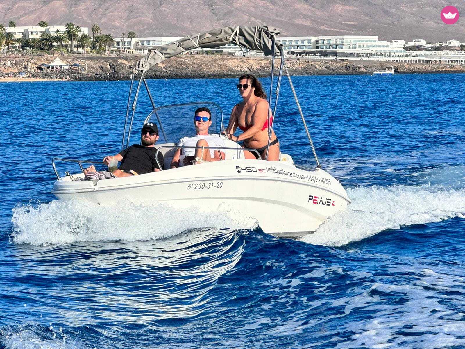 Bateau sans permis Remus 450 15cv 2