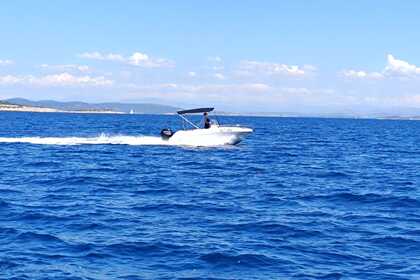 Hire Motorboat Prince 570 Poljica, Marina