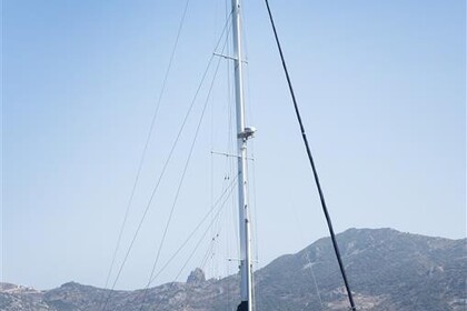 Beneteau 64 for 8 Guests on Charter