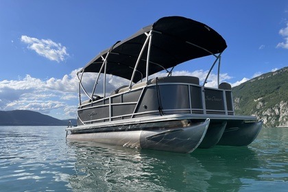 Charter Motorboat SUN CHASER GENEVA 20 Aix-les-Bains