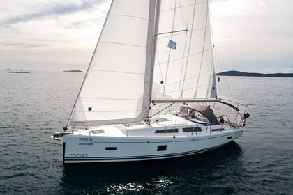 Rental Sailboat Hanse Yachts Hanse 388 Šibenik