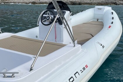 Gommone per L'Isola delle Femmine