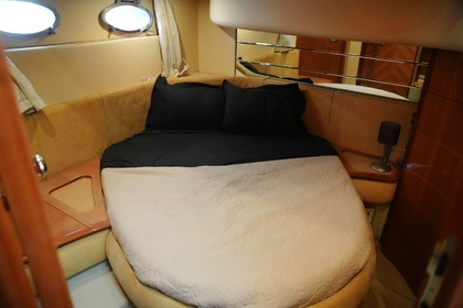 50 ft Luxury Yacht in Dubai Marina Walk - Dubai Cruise - Quality Service - 16 People Capacity