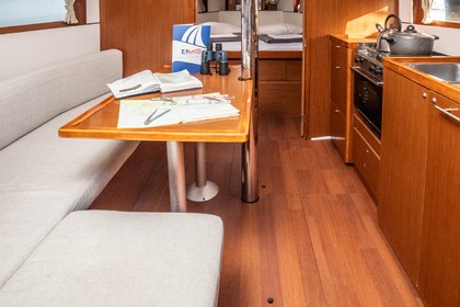 Beneteau Oceanis 38.1 2019