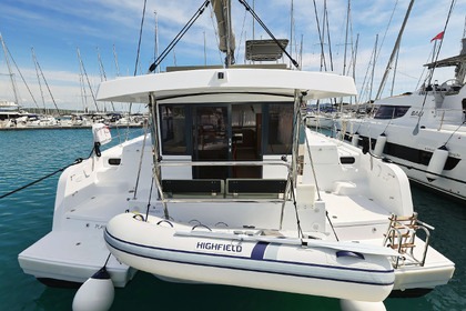 Rental Catamaran Catana Group Bali Catspace OW Sukošan