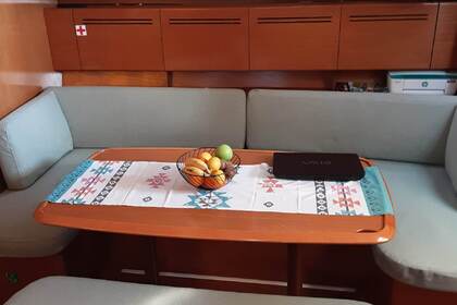 Beneteau Cyclades 43.4 " La Luna"