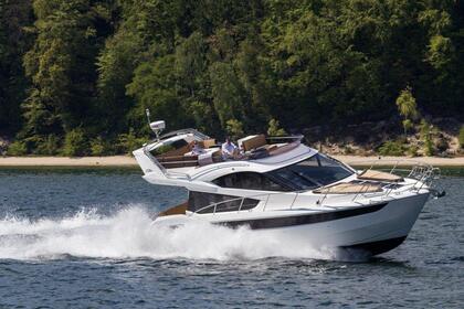 Motorcrucero de lujo con juguetes - Comedor privado disponible a bordo - hasta 11 pasajeros más el capitán