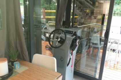 Hausboot boat without a licesne in Marina Wolfsbru