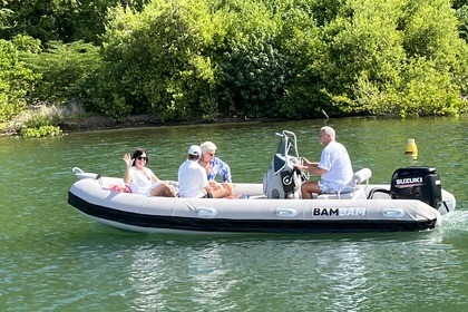 Semi-rigide 5.50 mètres 90 cv