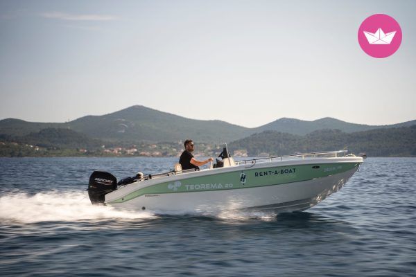 Bateau à moteur Teorema 20 40cv 3