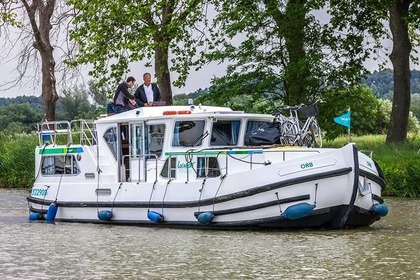 Charter Houseboat  Pénichette 1180 NL Loosdrecht