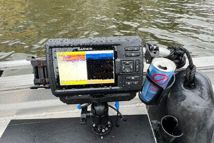 Welcome aboard my Qwest R450 fishing boat