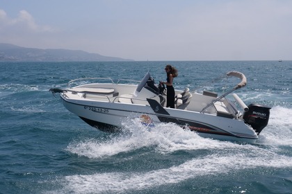 Rental Motorboat Beneteau Flyer 6.6 Empuriabrava