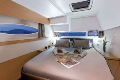 Miete Katamaran Fountaine Pajot Helia 44 St. Vincent und die Grenadinen