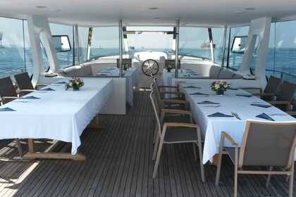 24m Amazing SBH R Motoryat B13