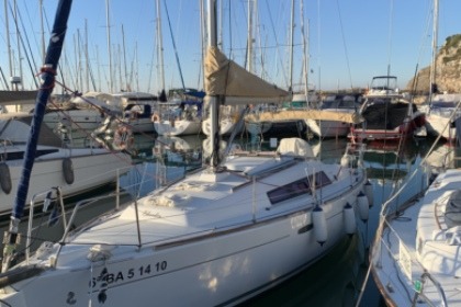 Czarter Jacht żaglowy Beneteau Oceanis 31 Castelldefels