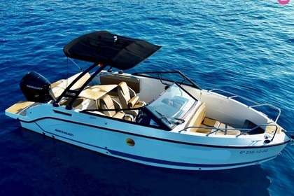 Location Bateau à moteur Quicksilver QUICKSILVER ACTIV 675 Bowraider  200CV Blanes