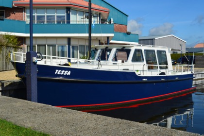 Hyra båt Husbåt Klompmaker Monty Bank Trawler 9.5 Woudsend