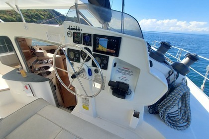 Fountaine Pajot Lavezzi 40, renewed completely