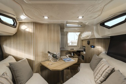 Cranchi Endurance 30 (2019)