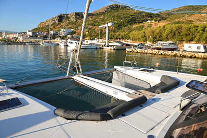 Rental Catamaran Nautitech 46 Fly Hersonissos Port