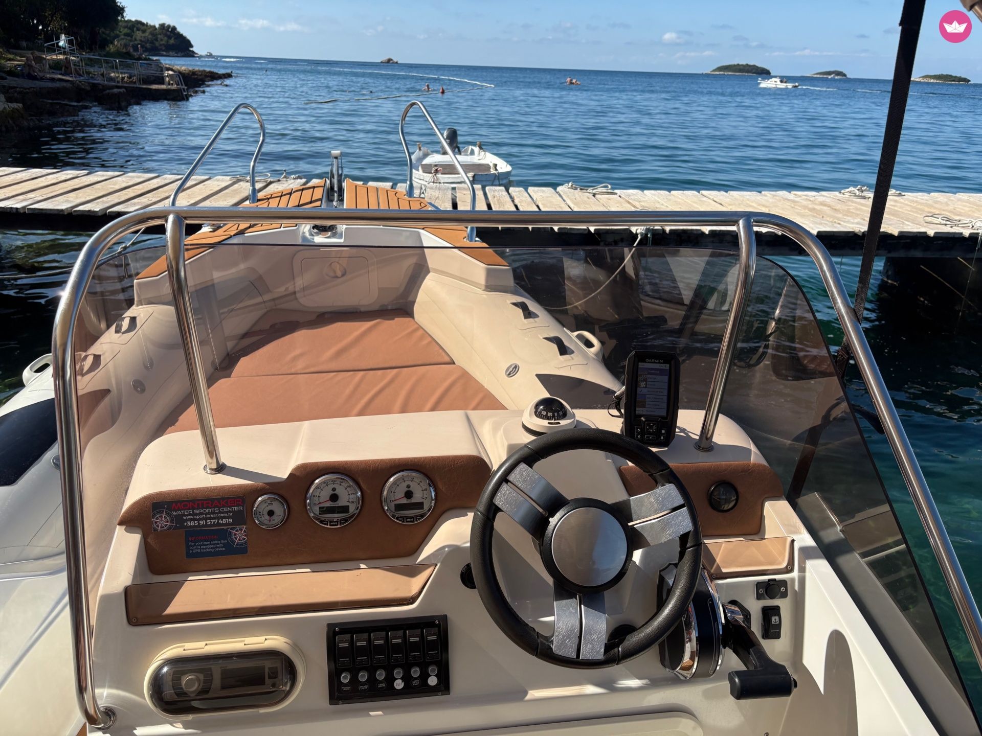 Bateau à moteur GRGINIC MARINE SHARK RIB 23marine 23 150cv 8