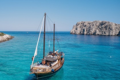 Charter Gulet Custom Traditional Boat Astypalaia