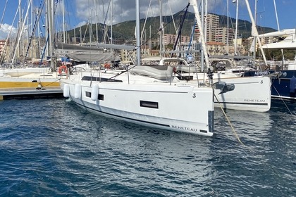 Location Voilier BENETEAU OCEANIS 40.1 Ajaccio