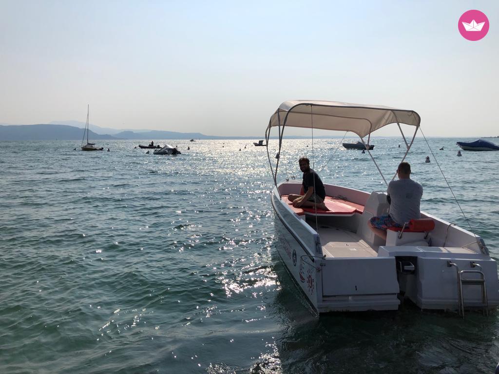 Bateau sans permis ELECTRIC BOAT 5 posti 6cv 4