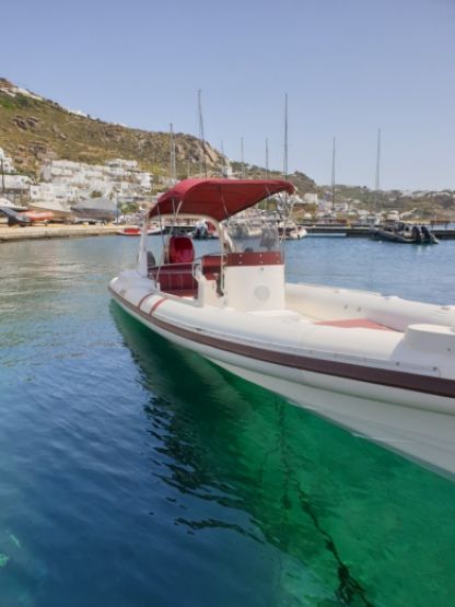 Ενοικίαση Φουσκωτό Winner 33 Μύκονος