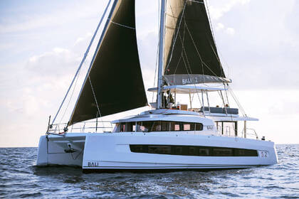 Location Catamaran Catana Group Bali 5.2 - 4 + 1 cab. Hyères