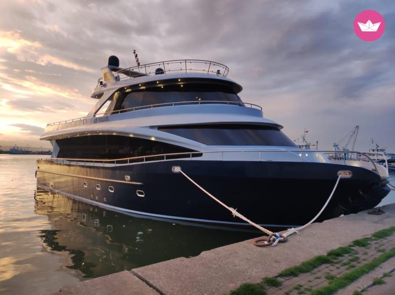Yacht Pro 2000 Open 2000 700cv 2