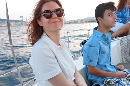 Discover Why Sailing with Us in Barcelona is the Best Choice