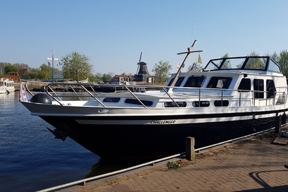 Rental Motor yacht Adema Kruiser IJlst