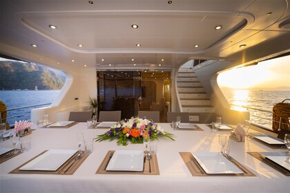 Custom Built luxury motor yacht with a capacity of 12 people