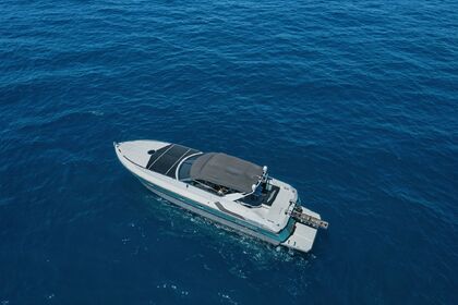 Charter Motorboat Pershing Open 48 Roses